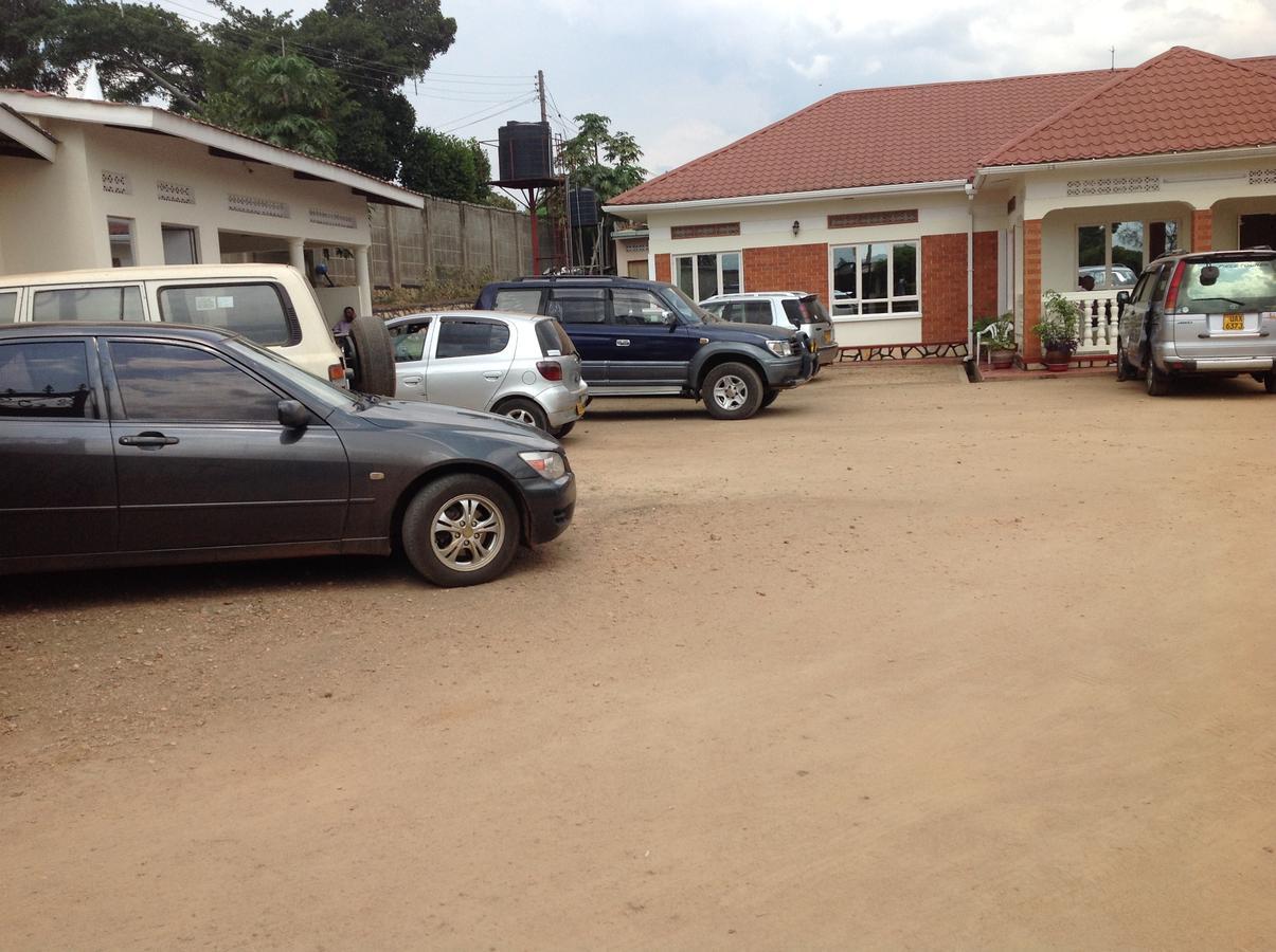 Mubende Hotel Exterior photo